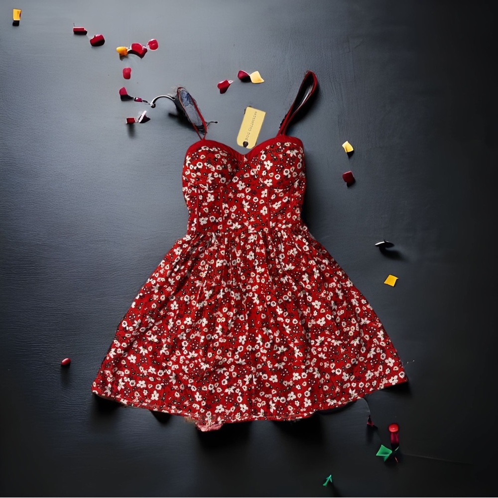 Flirty Red Floral Bustier Skater Dress Spaghetti Straps Medium NWT
